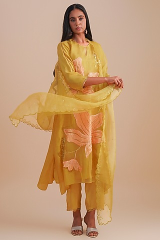 Daffodil Silk Organza Sequins Embroidered Dupatta by One not two