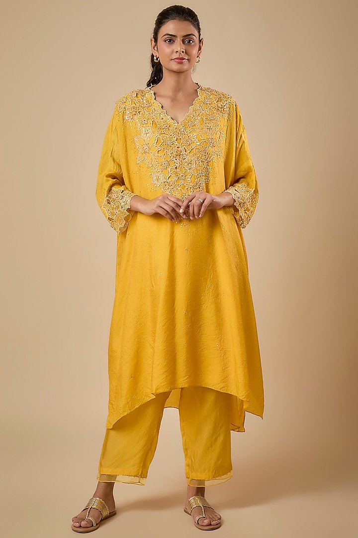 Amber Yellow Silk Kurta Set by One not two at Pernia's Pop Up Shop