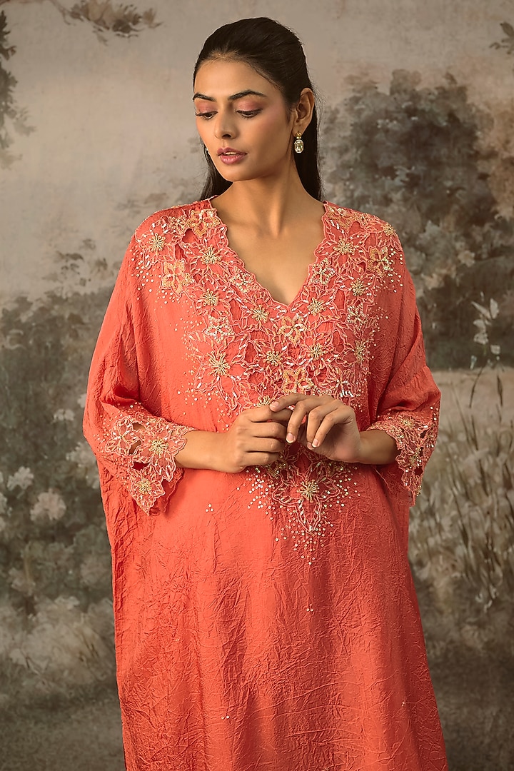 Vermillion Silk Thread Work Kurta Set by One not two at Pernia's Pop Up Shop
