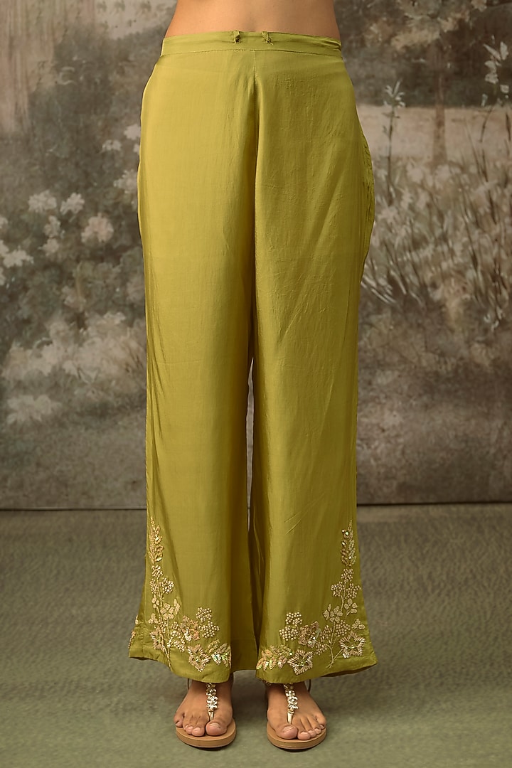Heena Green Silk Thread Work Co-Ord Set by One not two at Pernia's Pop Up Shop