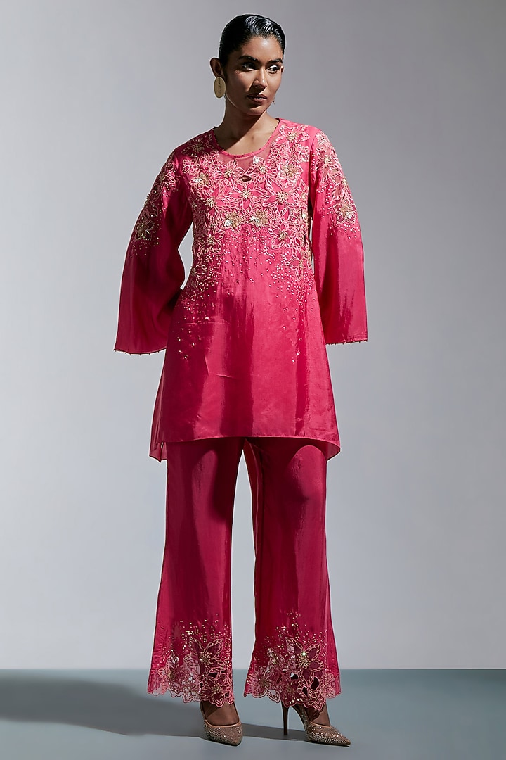 Raspberry Pink Silk Floral Thread Embroidered Kurta Set by One not two at Pernia's Pop Up Shop