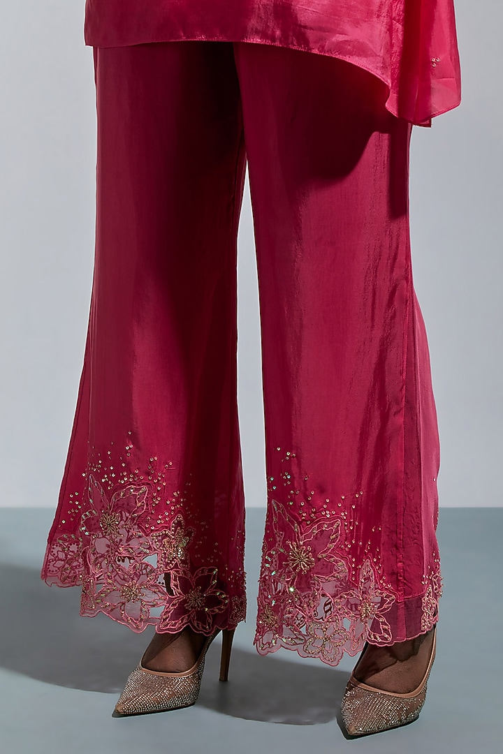 Raspberry Pink Silk Floral Thread Embroidered Kurta Set by One not two at Pernia's Pop Up Shop