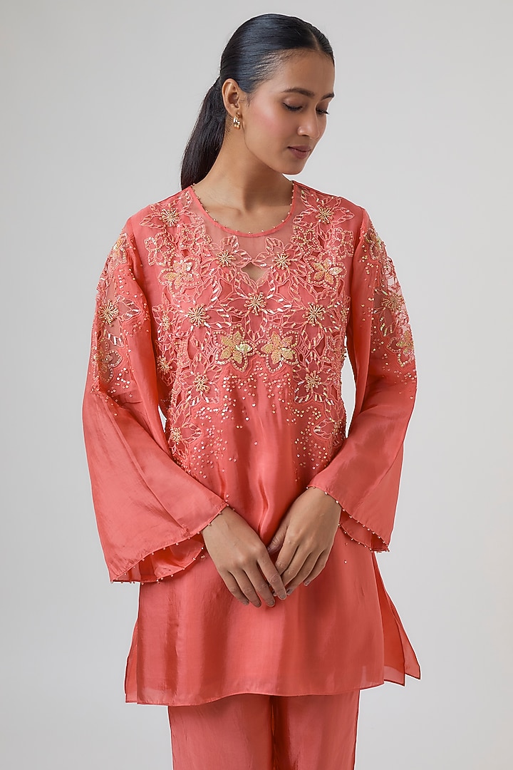 Vermillion Silk Kurta Set by One not two at Pernia's Pop Up Shop