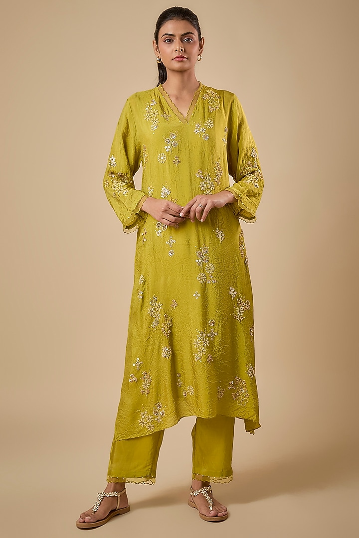 Heena Green Silk Kurta Set by One not two at Pernia's Pop Up Shop