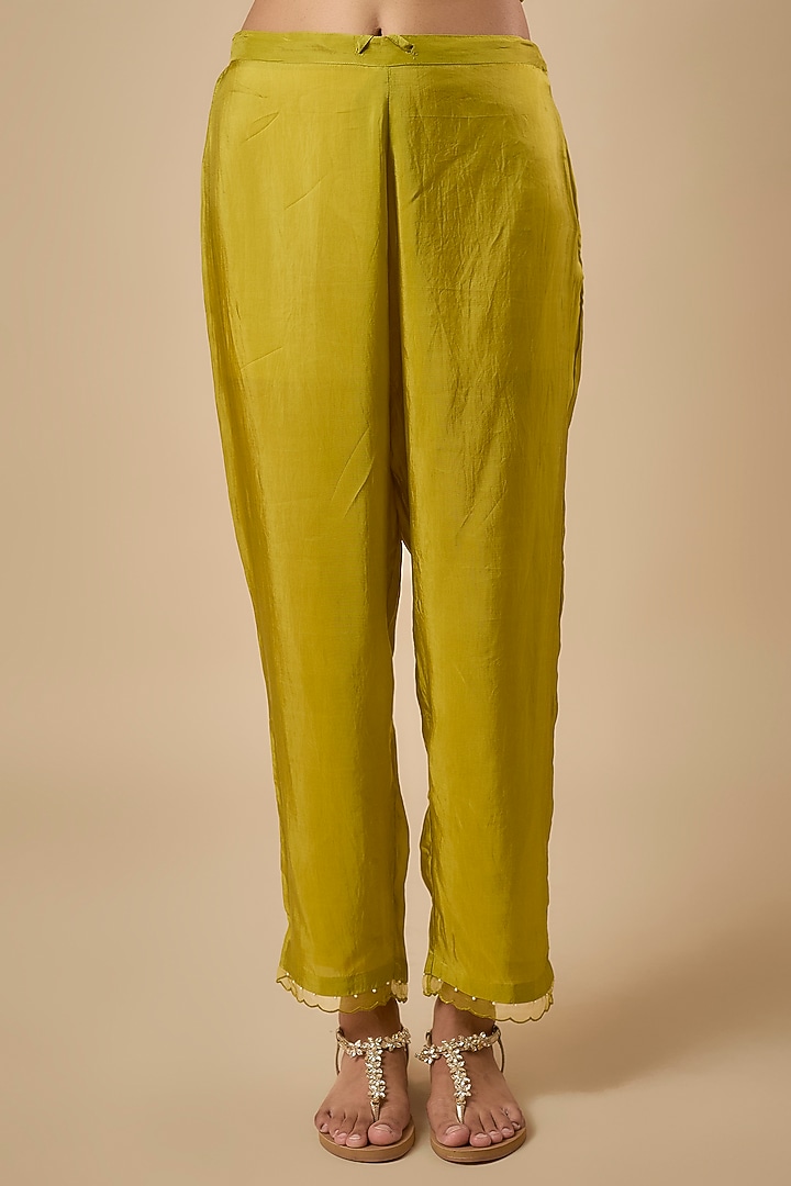 Heena Green Silk Kurta Set by One not two at Pernia's Pop Up Shop