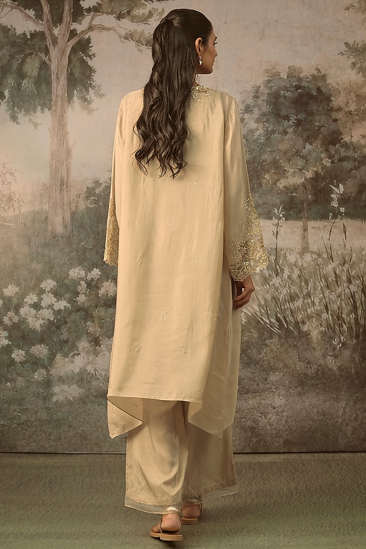 Shell-Colored Crushed Silk Floral Embroidered Kurta Set by One not two at Pernia's Pop Up Shop
