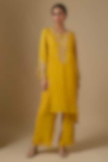Amber Yellow Crushed Silk Floral Hand Embroidered Kurta Set by One not two at Pernia's Pop Up Shop