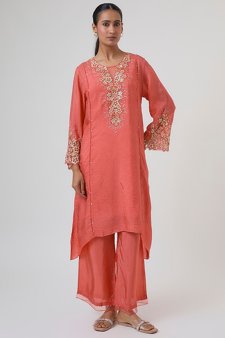 Vermillion Crushed Silk Floral Embroidered Kurta Set by One not two at Pernia's Pop Up Shop