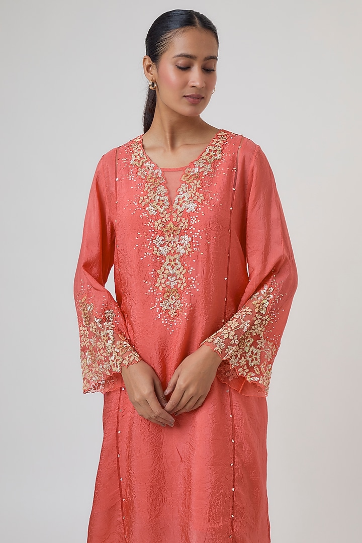 Vermillion Crushed Silk Floral Embroidered Kurta Set by One not two at Pernia's Pop Up Shop