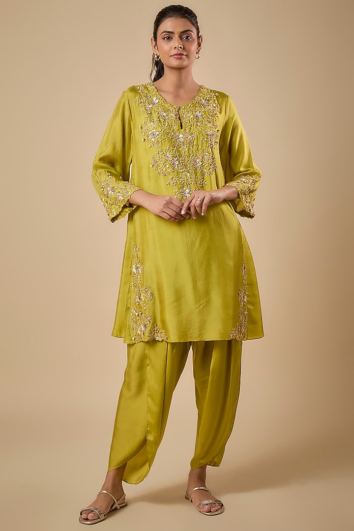 Heena Green Silk Kurta Set by One not two at Pernia's Pop Up Shop
