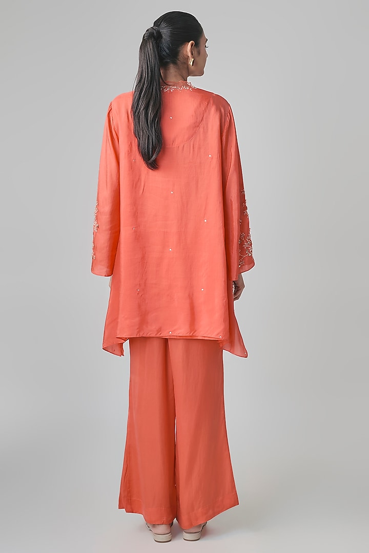 Vermillion Silk Floral Embroidered Kurta Set by One not two at Pernia's Pop Up Shop
