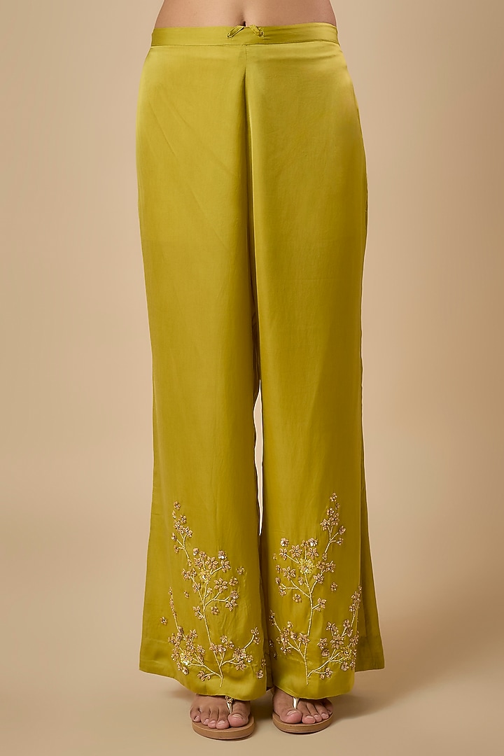 Heena Green Silk Kurta Set by One not two at Pernia's Pop Up Shop