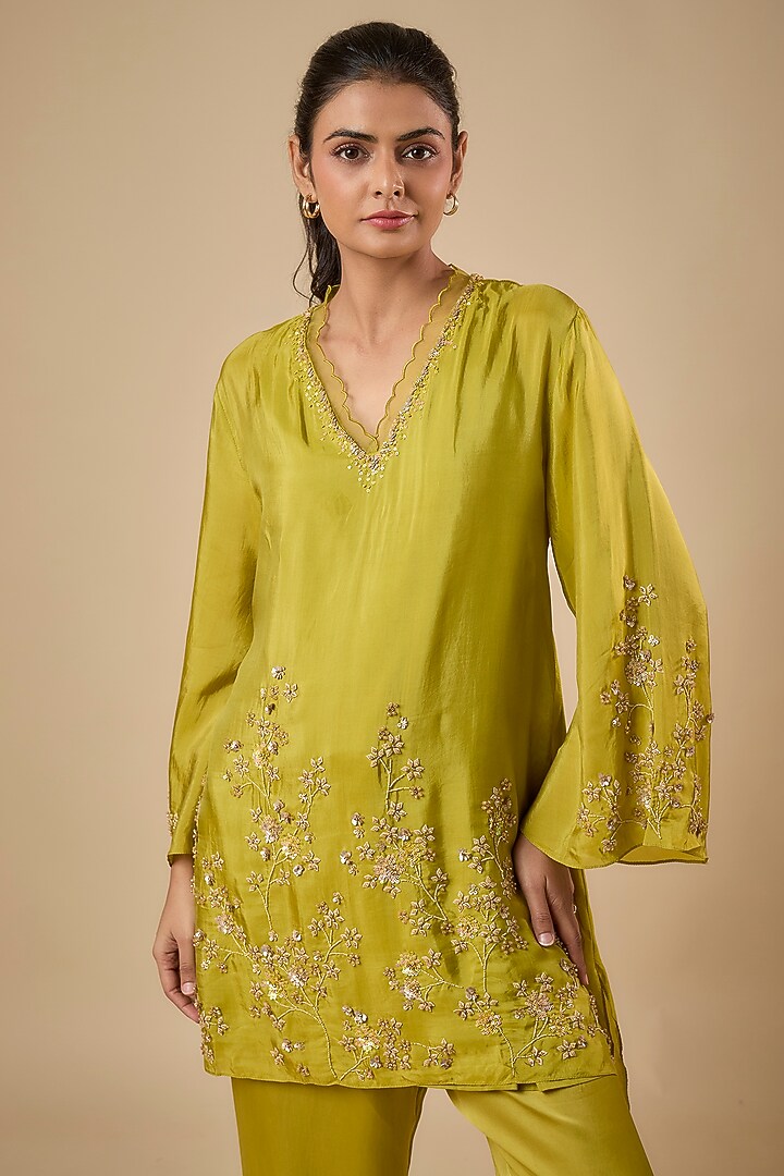 Heena Green Silk Kurta Set by One not two at Pernia's Pop Up Shop