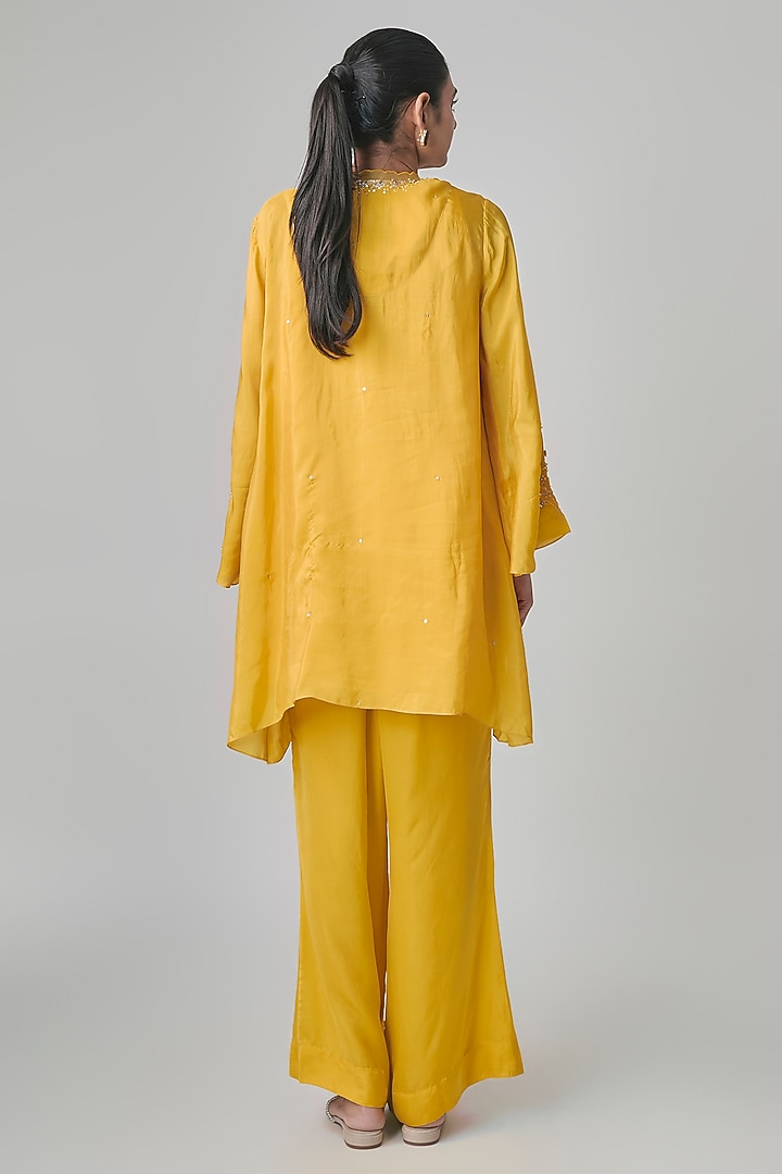 Amber Yellow Silk Floral Embroidered Kurta Set by One not two at Pernia's Pop Up Shop