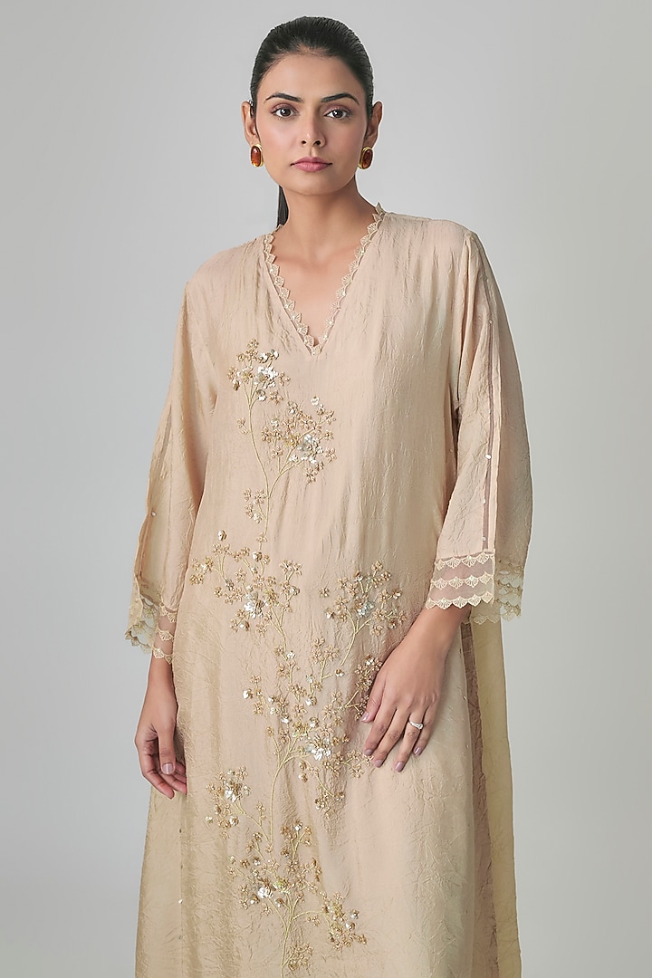 Shell-Colored Crushed Silk Floral Embroidered Kurta Set by One not two at Pernia's Pop Up Shop