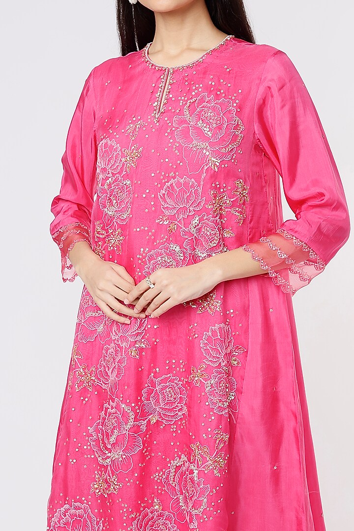Hot Pink Embroidered Paneled A-Line Kurta by One not two at Pernia's Pop Up Shop