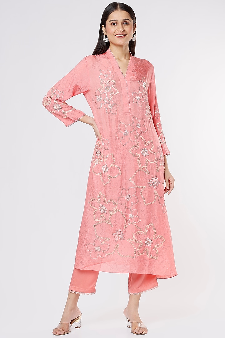 Peach Viscose Silk Embroidered Crushed A-Line Kurta by One not two