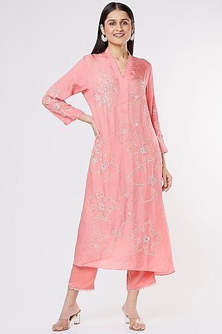 Peach Viscose Silk Embroidered Crushed A-Line Kurta by One not two