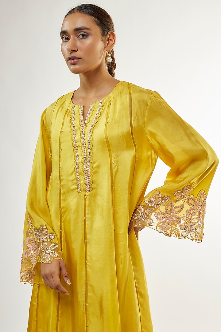 Citrine Silk Sequins Embroidered Kurta Set by One not two at Pernia's Pop Up Shop