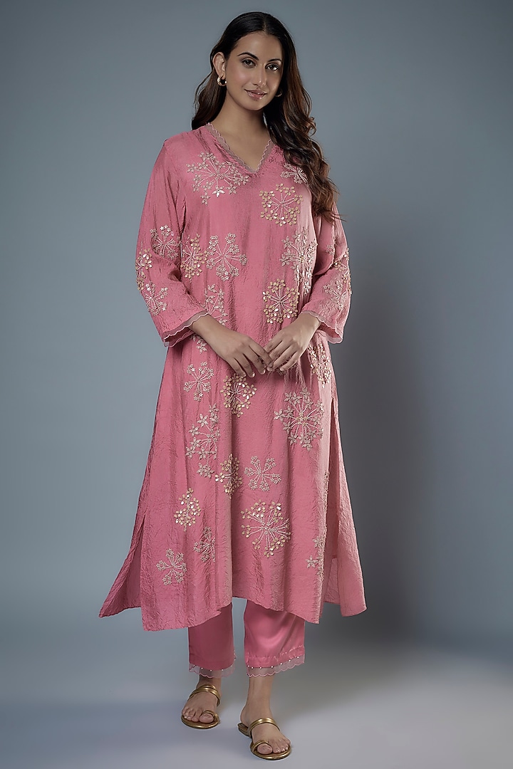 Rose Pink Viscose Silk Hand Embroidered Kurta Set by One not two at Pernia's Pop Up Shop