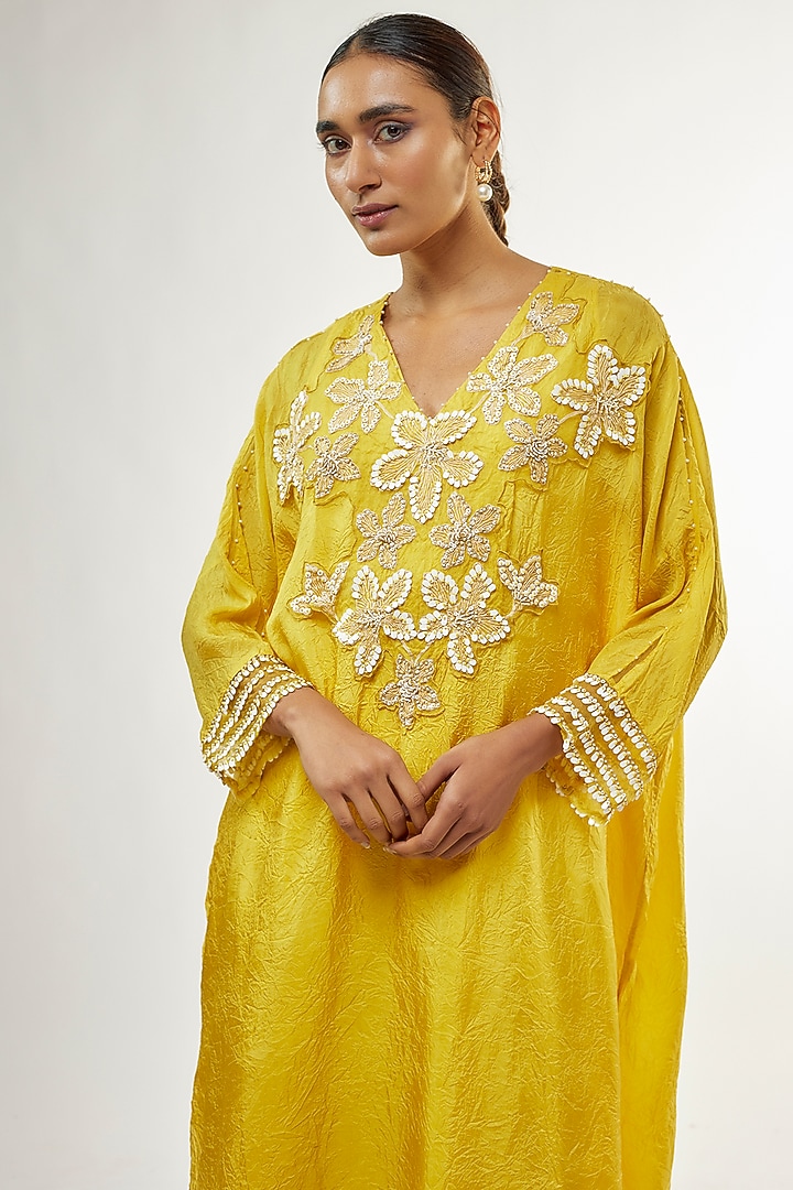 Mango Yellow Silk Sequins Embroidered Kurta Set by One not two at Pernia's Pop Up Shop