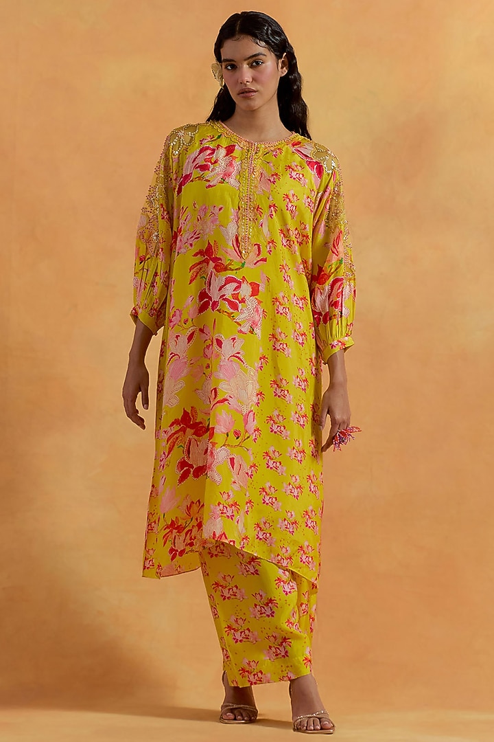 Mango Yellow Silk Floral Printed & Embroidered Kurta Set by One not two at Pernia's Pop Up Shop