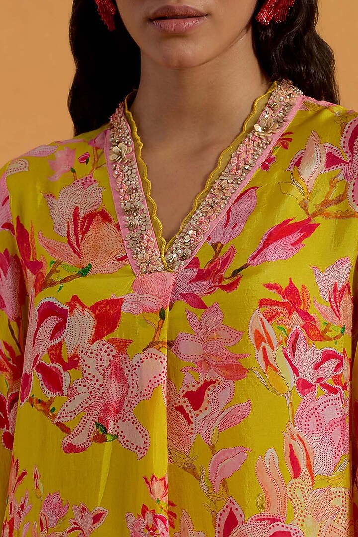 Mango Yellow Viscose Silk Sequins Embroidered Kurta Set by One not two at Pernia's Pop Up Shop