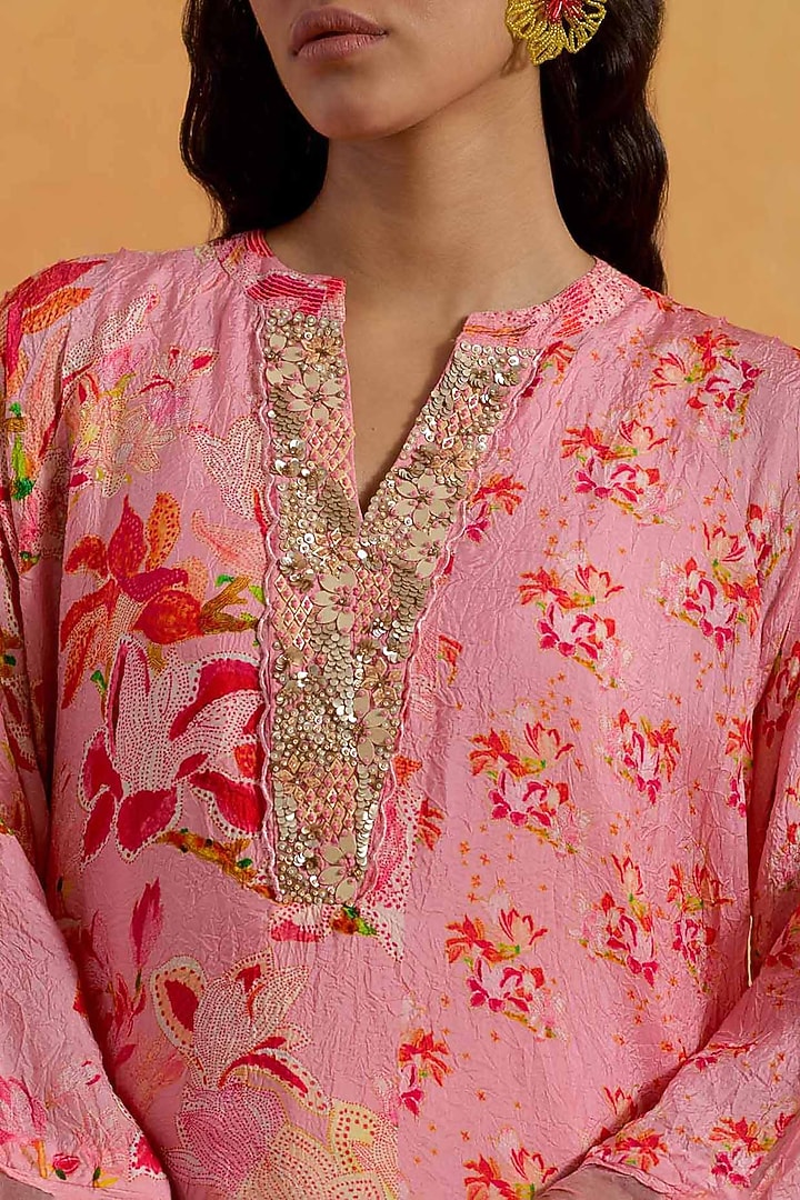 Peach Crushed Silk Printed & Embroidered Kurta Set by One not two at Pernia's Pop Up Shop