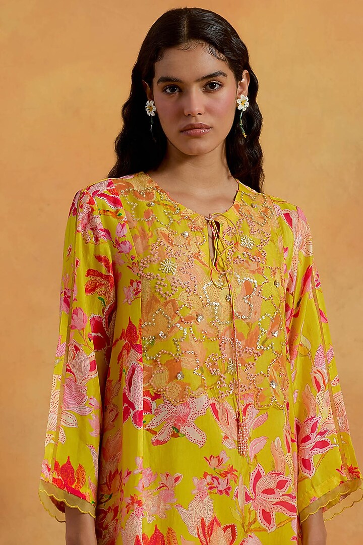 Mango Yellow Viscose Silk Sequins Embroidered Kurta Set by One not two at Pernia's Pop Up Shop