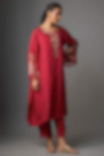 Ruby Silk & Organza Floral Applique Work Kurta Set by One not two at Pernia's Pop Up Shop