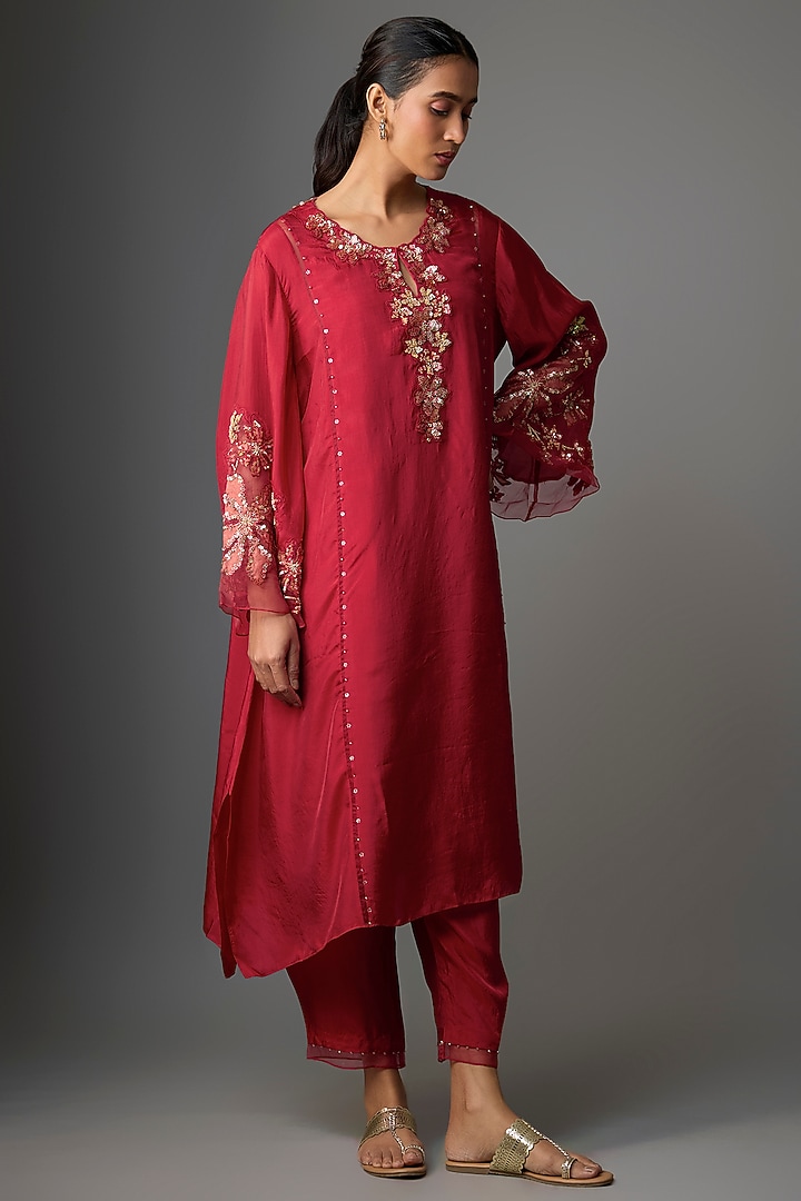 Ruby Silk & Organza Floral Applique Work Kurta Set by One not two at Pernia's Pop Up Shop