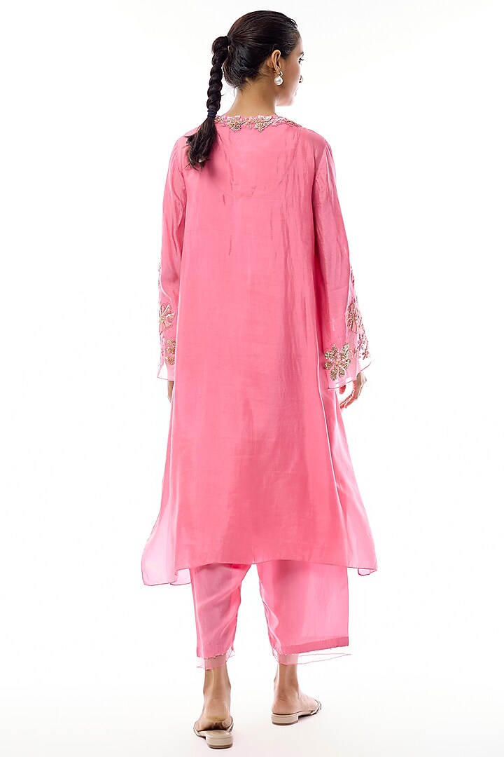 Orchid Pink Silk & Organza Floral Applique Work Kurta Set by One not two at Pernia's Pop Up Shop