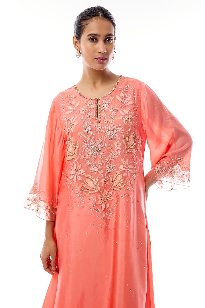 Coral Silk Floral Applique Embroidered Kurta Set by One not two at Pernia's Pop Up Shop