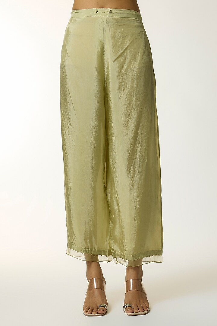 Green Silk & Organza Thread Embroidered Kurta Set by One not two at Pernia's Pop Up Shop