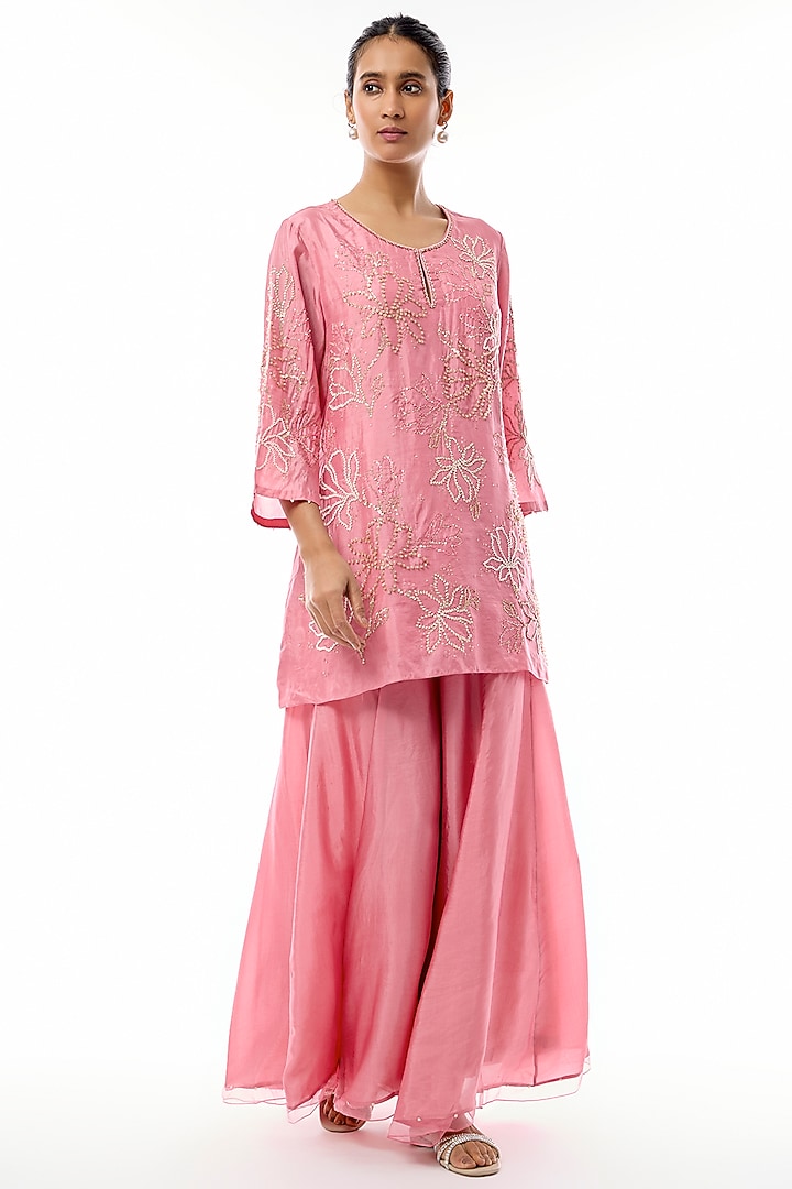 Hot Pink Silk Floral Hand Embroidered Kurta Set by One not two at Pernia's Pop Up Shop