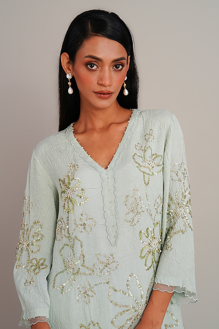 Opal Colored Silk Floral Hand Embroidered Kurta Set by One not two at Pernia's Pop Up Shop