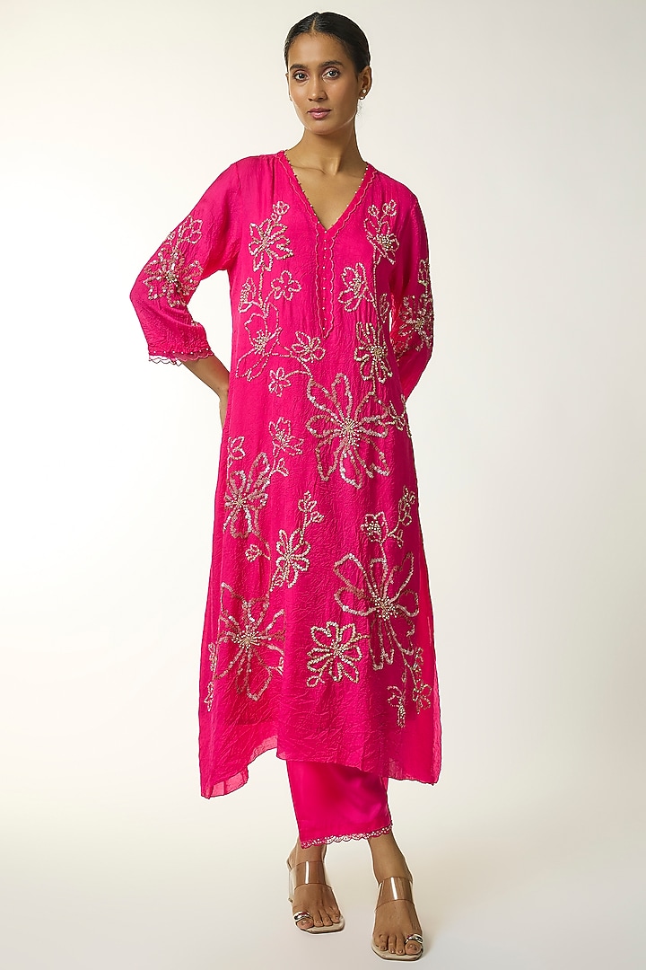 Pink Silk Embroidered Kurta Set by One not two at Pernia's Pop Up Shop