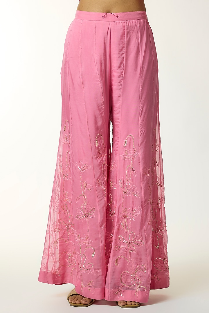 Orchid Pink Silk Floral Thread Embroidered Kurta Set by One not two at Pernia's Pop Up Shop