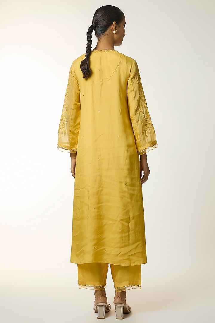 Yellow Silk Floral Thread Embroidered Kurta Set by One not two at Pernia's Pop Up Shop