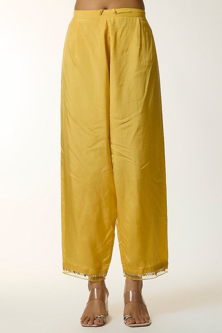 Yellow Silk Floral Thread Embroidered Kurta Set by One not two at Pernia's Pop Up Shop