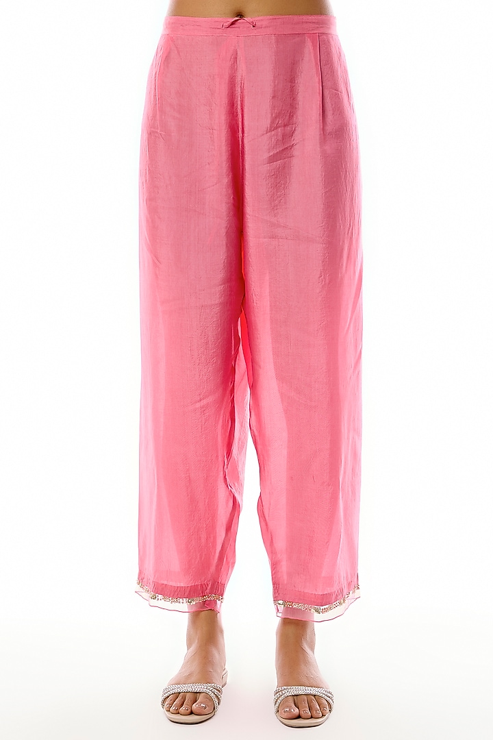 Pink Viscose Organza Floral Hand Embroidered Kurta Set by One not two at Pernia's Pop Up Shop