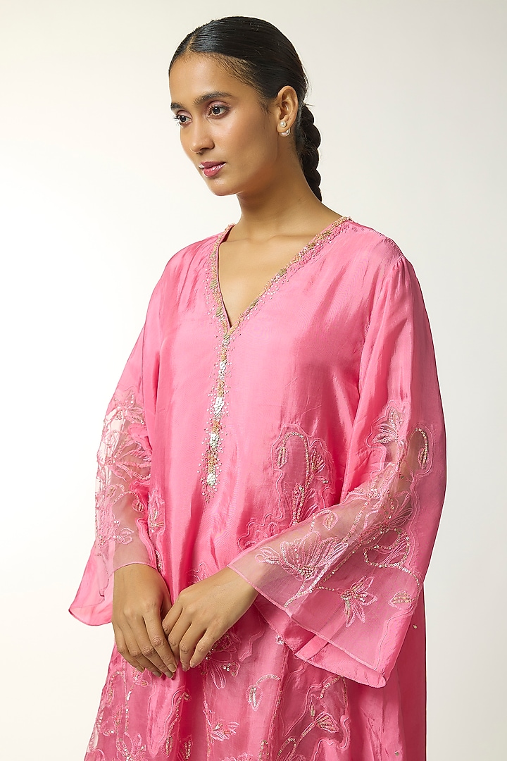 Orchid Pink Silk Sequin Embroidered Kurta Set by One not two at Pernia's Pop Up Shop