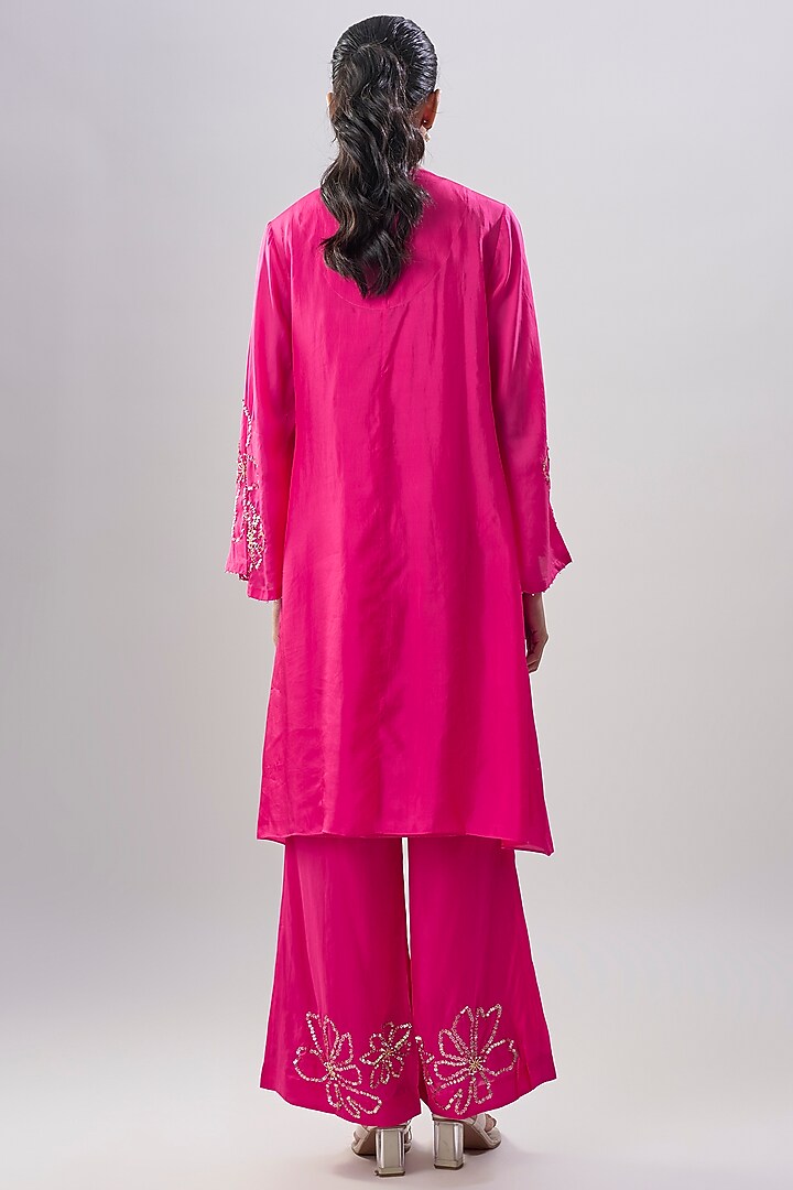 Pink Silk Floral Hand Embroidered Kurta Set by One not two at Pernia's Pop Up Shop