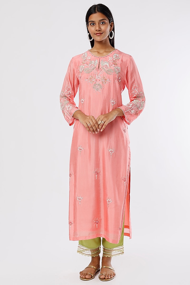 Peach Silk Embroidered Kurta by One not two at Pernia's Pop Up Shop
