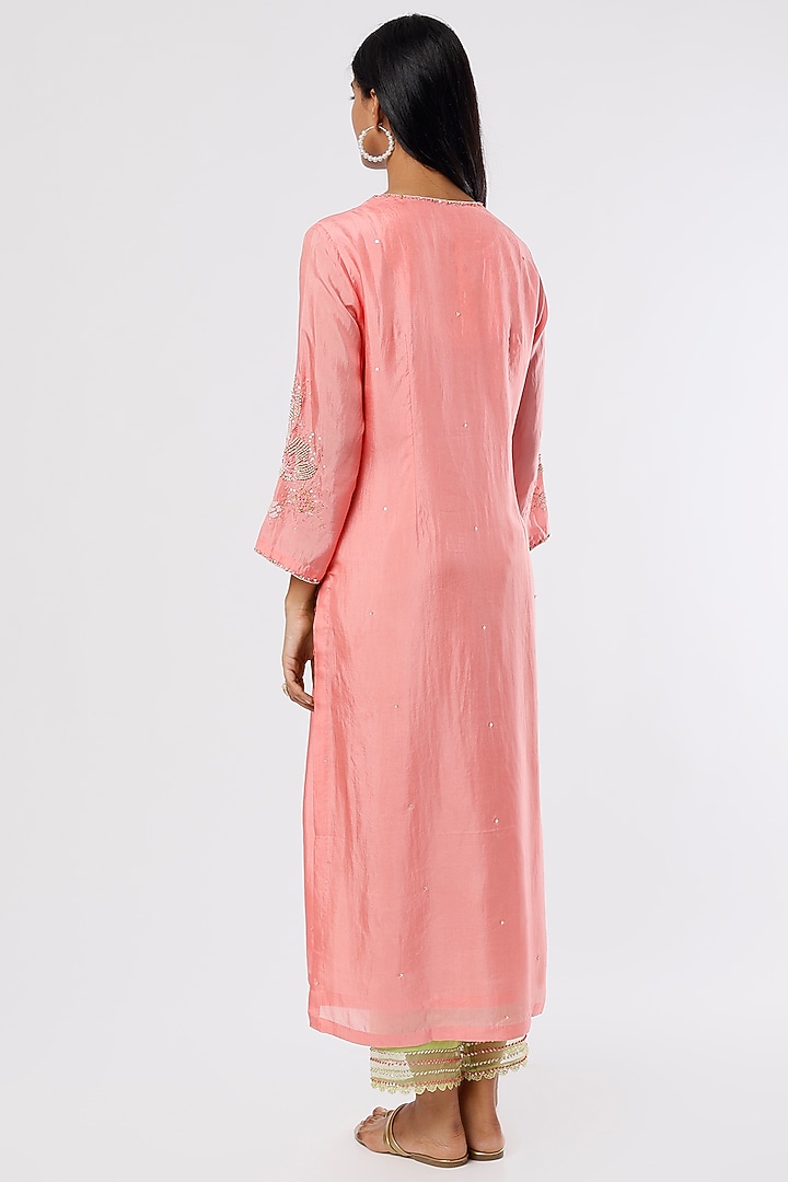 Peach Silk Embroidered Kurta by One not two at Pernia's Pop Up Shop