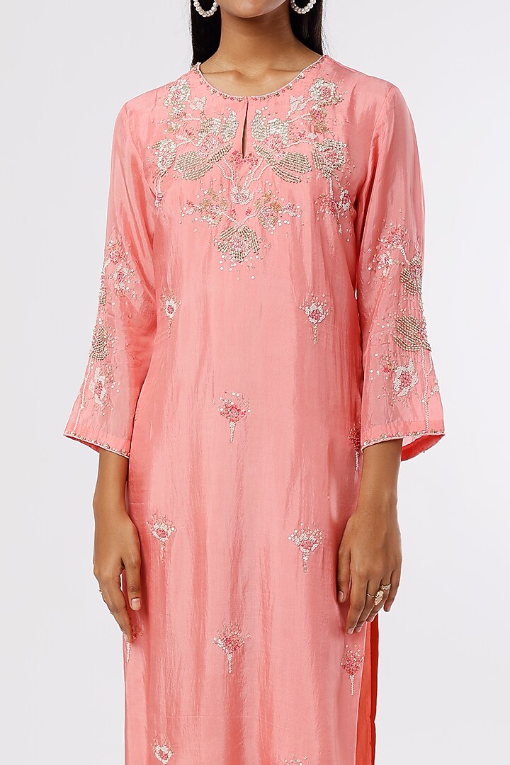 Peach Silk Embroidered Kurta by One not two at Pernia's Pop Up Shop