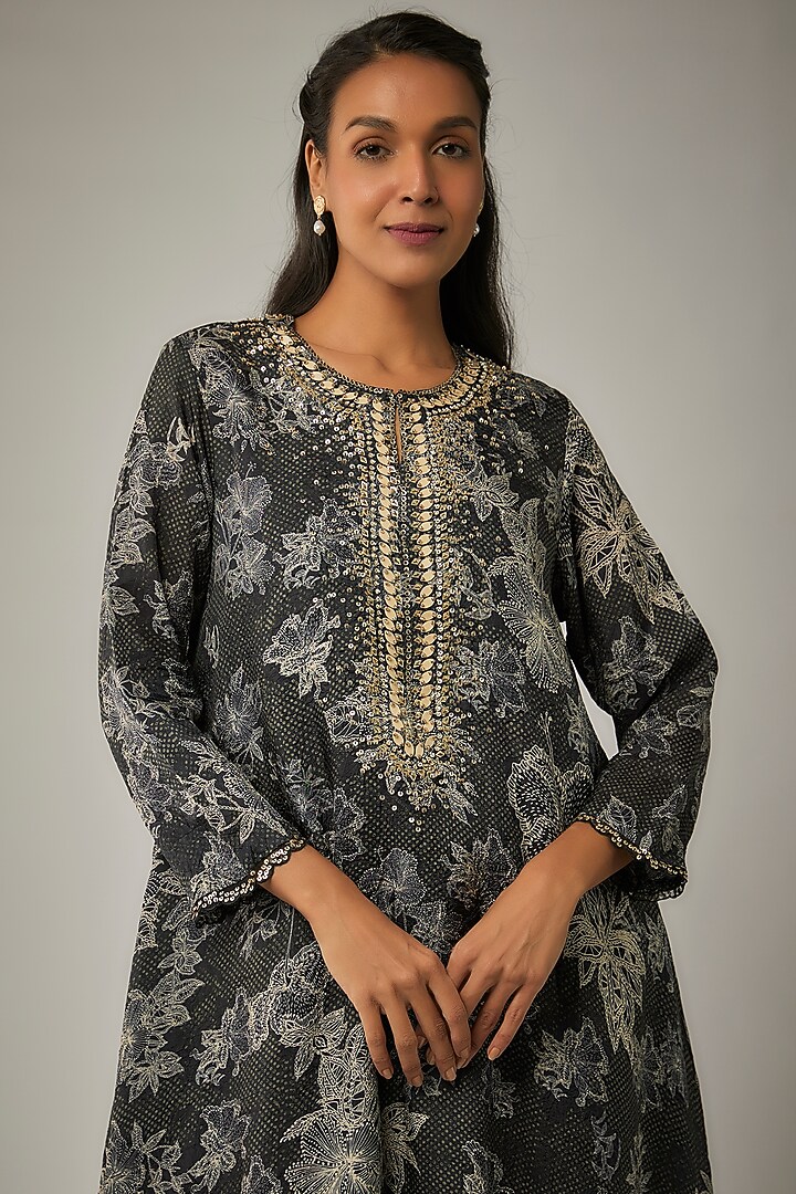 Black Crushed Silk Printed & Sequin Embroidered Kurta Set by One not two at Pernia's Pop Up Shop