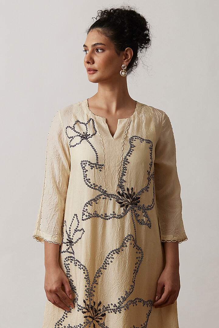 Ivory Viscose Silk Embroidered Kurta Set by One not two at Pernia's Pop Up Shop