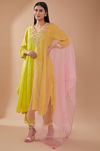 Rose Pink Organza Sequins Embroidered Dupatta by One not two
