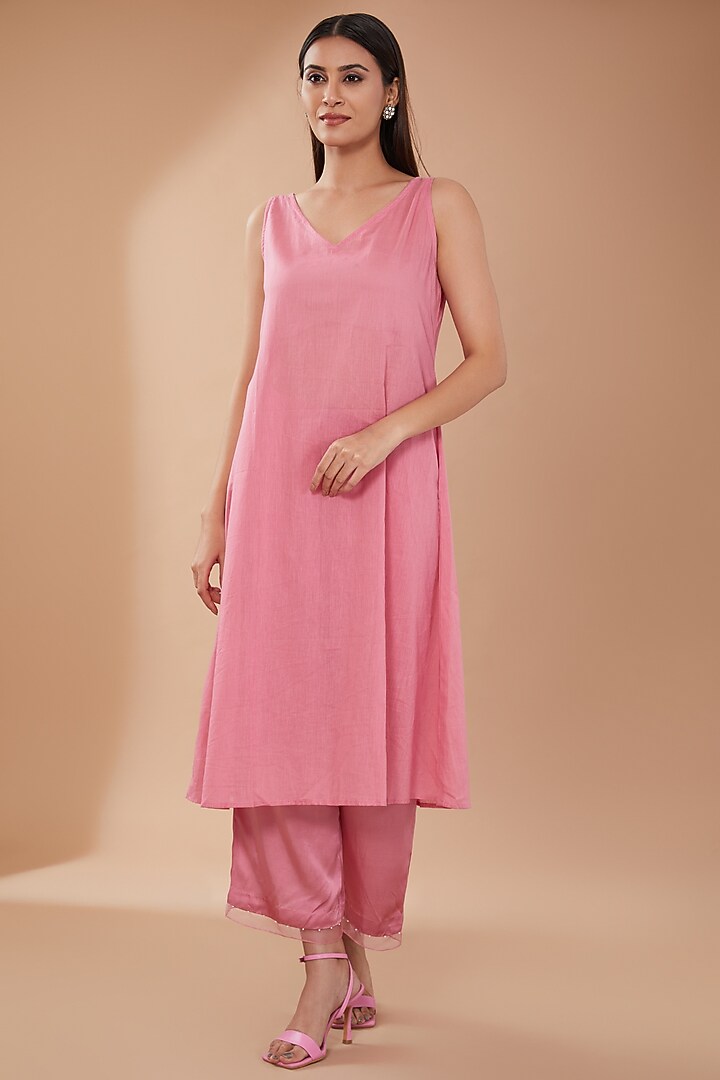 Rose Pink Viscose Silk Sequins Embroidered Kurta Set by One not two at Pernia's Pop Up Shop